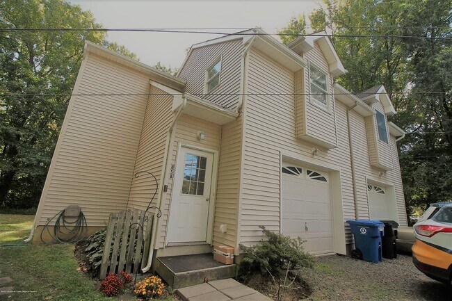 Primary Photo - 85 A Tindall Rd