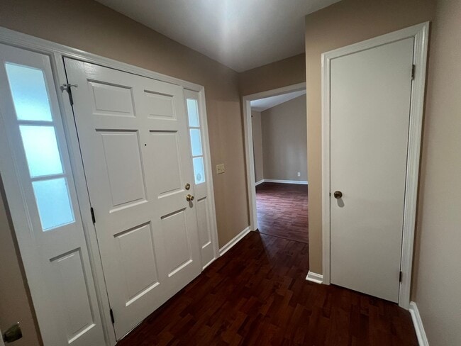 Building Photo - 1201 Linton Ct