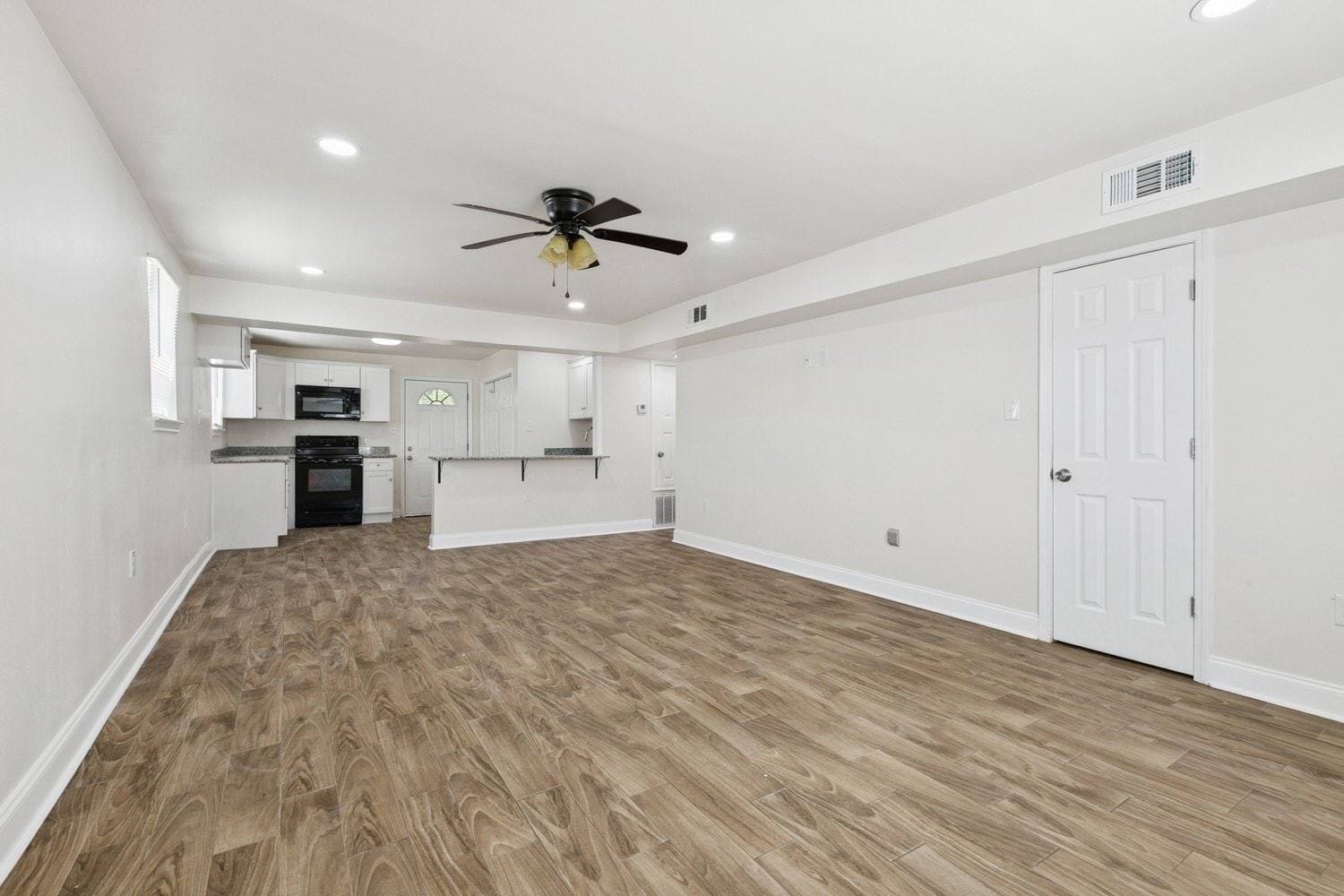 Building Photo - 1661 Jo Ann Pl