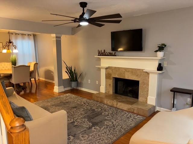 Building Photo - 139 Summer Crest Pl SW