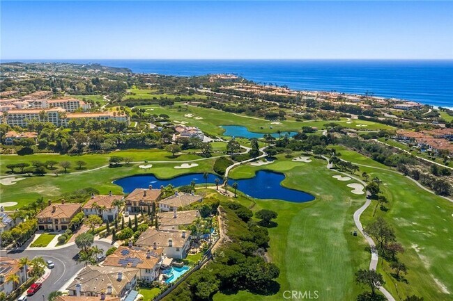 Building Photo - 15 Vista Cielo