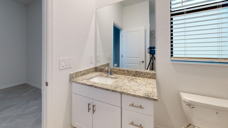 Building Photo - 1505 Saddlewood Cir