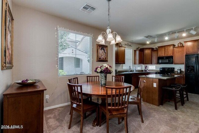 Building Photo - 4334 E Carla Vista Dr