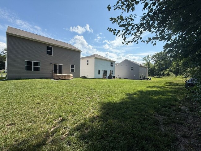 Building Photo - Newer Construction 4 bedroom available for...