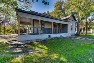 Building Photo - 519 N Anglin St