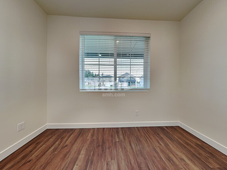 Building Photo - 7814 Verona Lp SW