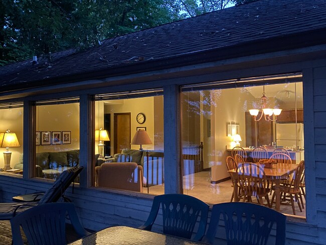 Building Photo - 508 Long Island Dr