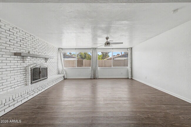 Building Photo - 1711 W Montecito Ave
