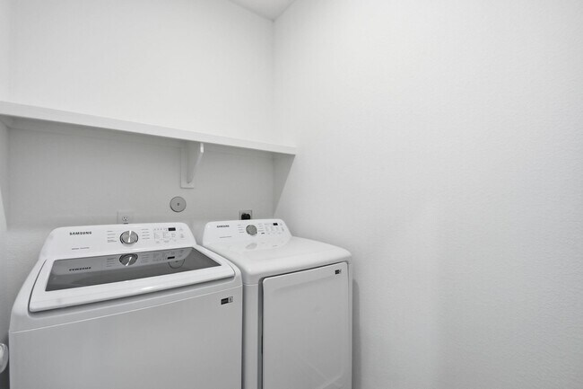 Building Photo - 21535 Banpo Bend Drive