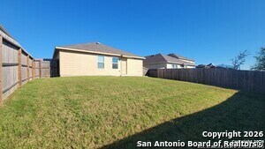 Building Photo - 7136 Quarter Moon
