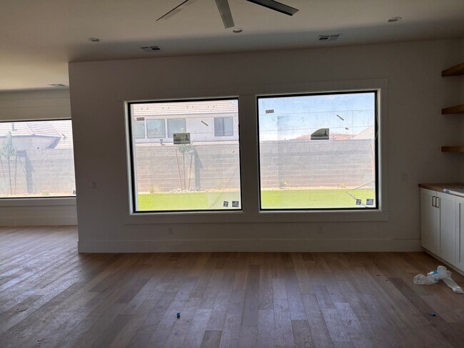 Building Photo - BRAND NEW 5 bed | 3 bath | 3 car garage cu...