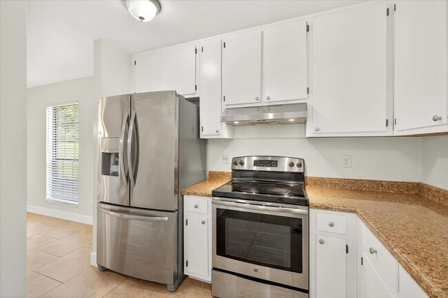 Building Photo - 898 Meginnis Ln
