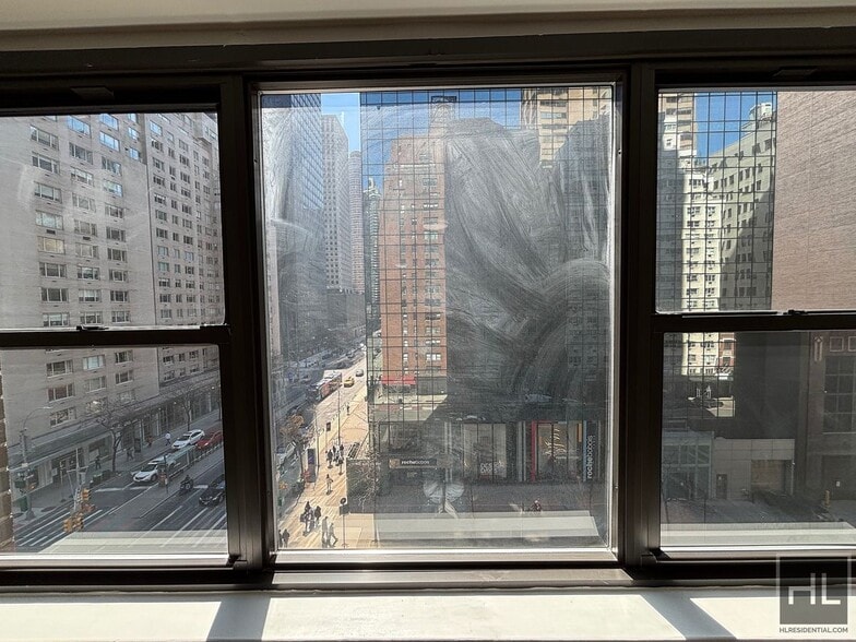 Building Photo - EAST 57 STREET