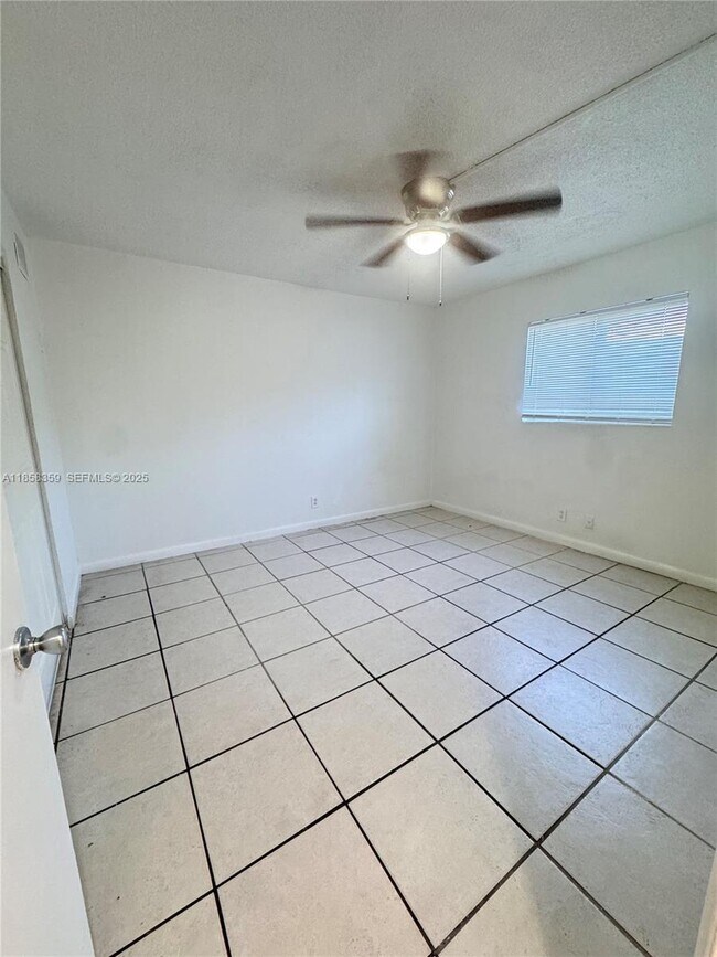 Building Photo - 2331 Adams St