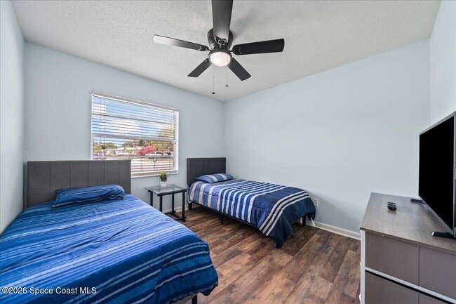 Building Photo - 2965 Barna Ave