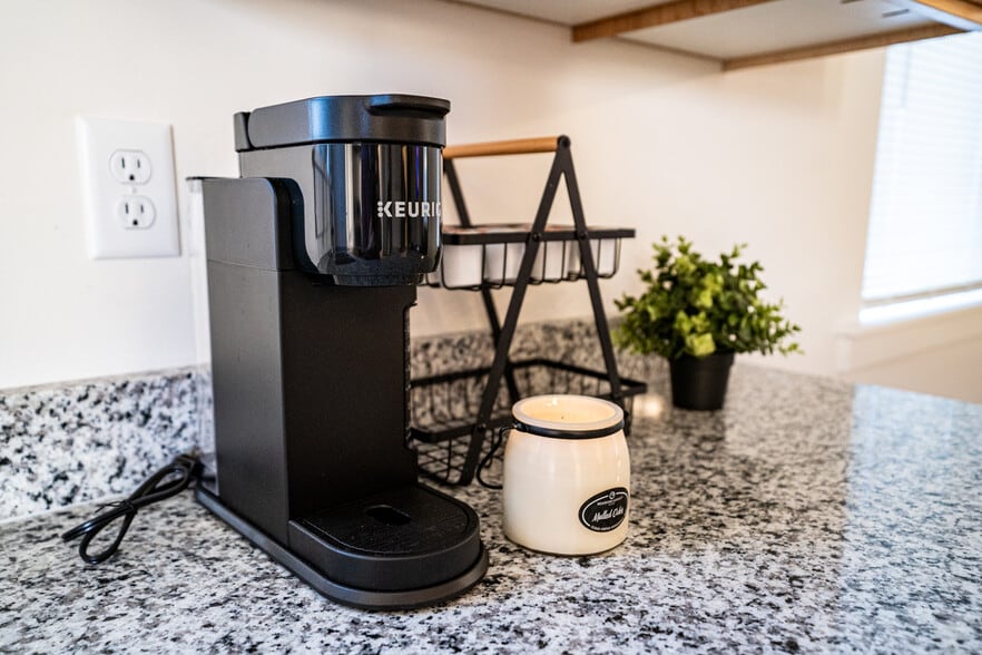 Building Photo - 355 N 2650 W