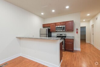 Building Photo - 4 br, 2 bath Triplex - 1405 N SYDENHAM ST ...