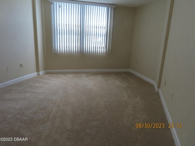 Building Photo - 1415 Ocean Shore Blvd