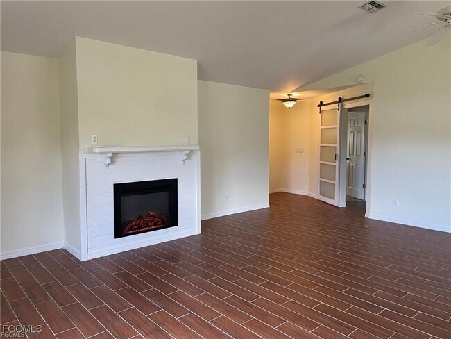Building Photo - 5727 Rose Garden Rd
