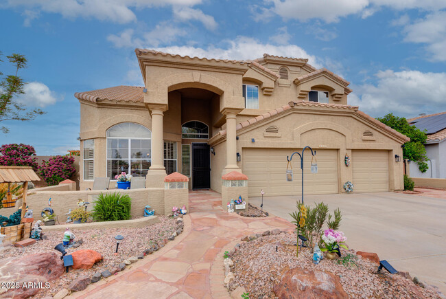 Primary Photo - 5940 W Robinson Way