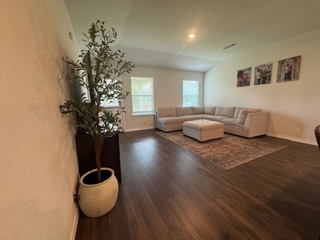 Building Photo - Spacious and Stylish, with over 2,500 sq ft Two-Story Home