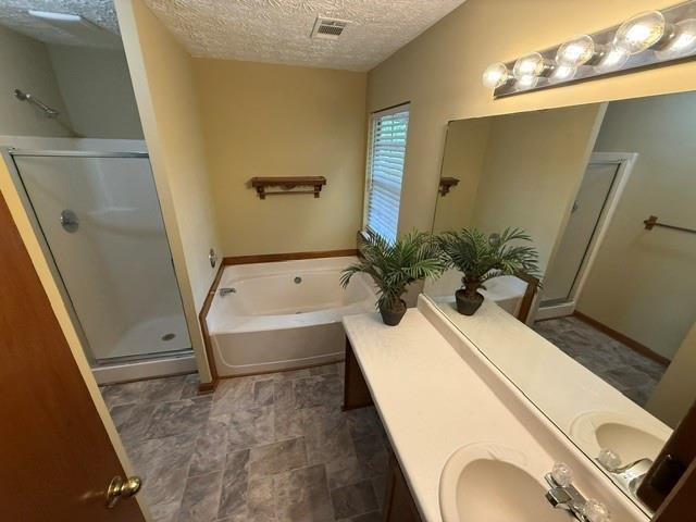 Building Photo - 8351 Post Oak Ct