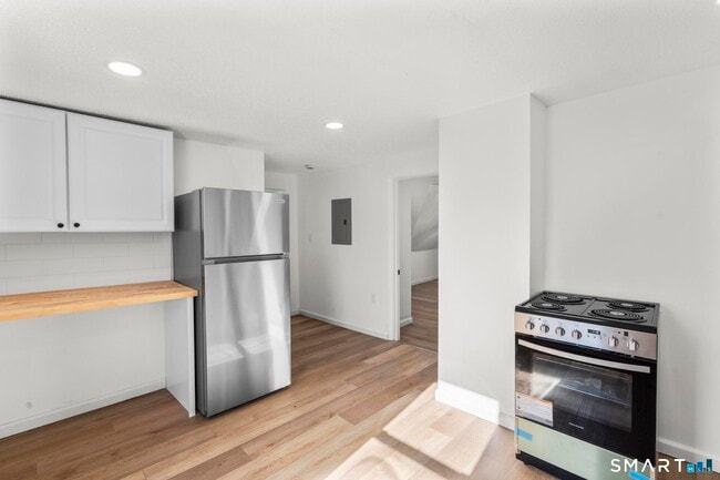 Building Photo - 26 Mc Lean St