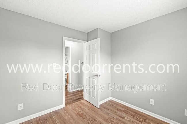 Building Photo - 3003 Briarchase Ct