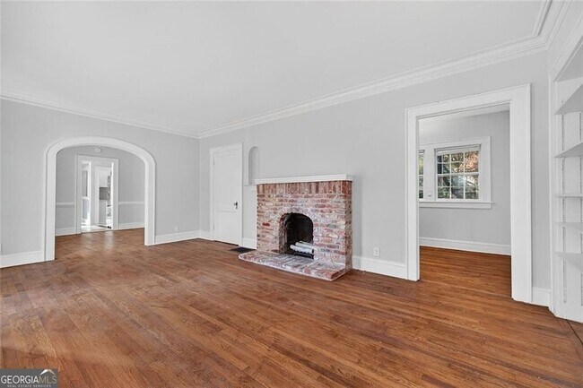 Building Photo - 444 Burlington Rd NE