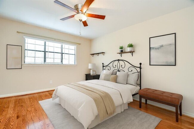 Building Photo - 5244 Arboles Dr