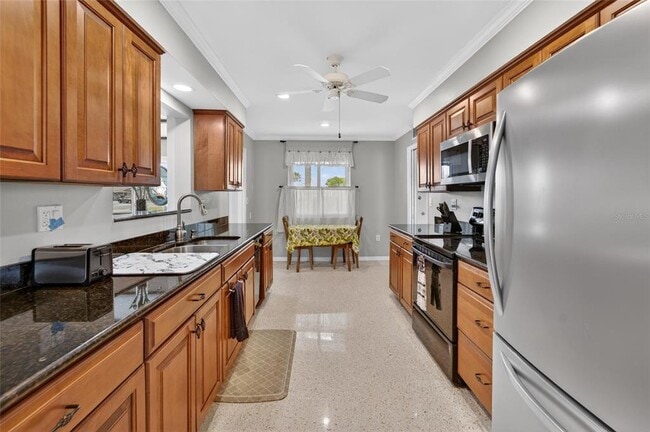 Building Photo - 1201 Fordham Dr