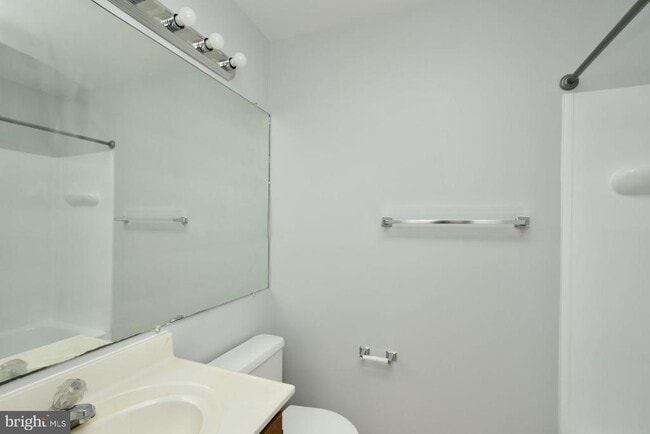 Building Photo - 7517 Belle Grae Dr