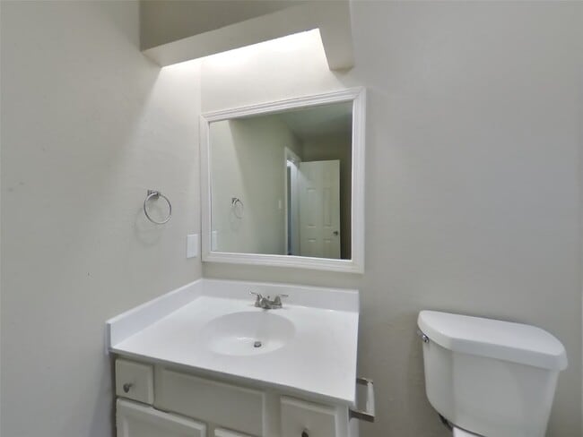 Building Photo - 7519 Lobera Dr