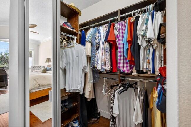 Building Photo - 6483 Wild Olive Ln