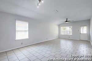 Building Photo - 8719 Hudson Holw