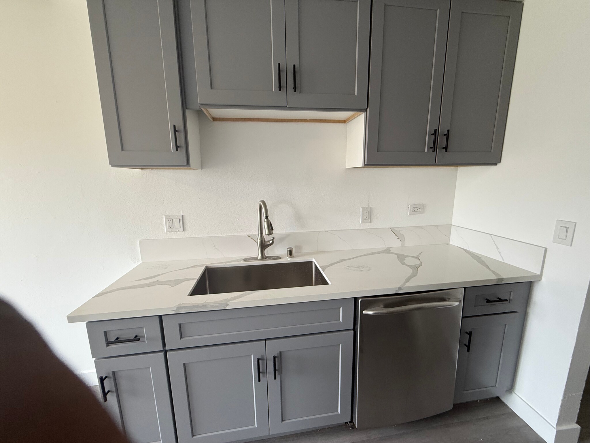 Building Photo - 700 W La Veta Ave