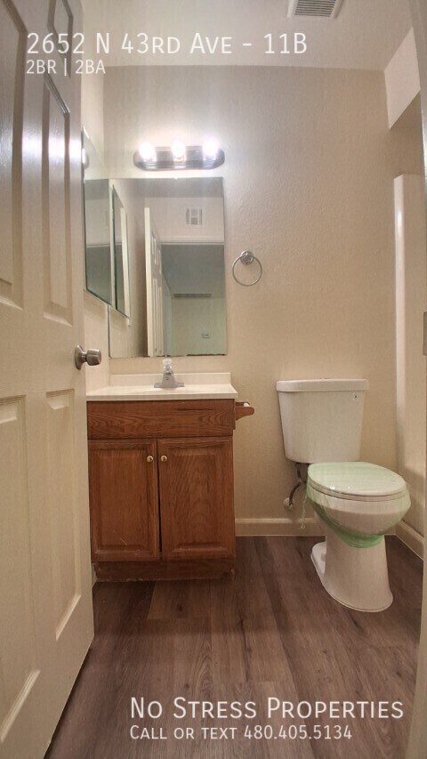 Building Photo - 2652 N 43rd Ave