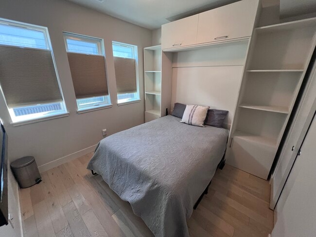 Building Photo - 3278 W Conejos Pl