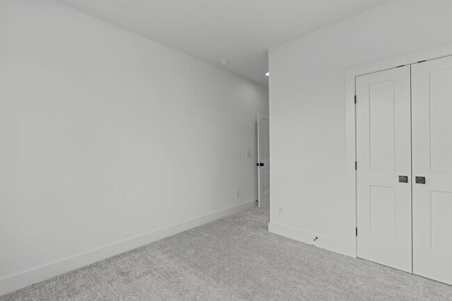 Building Photo - 600 Rocky Knob Ct