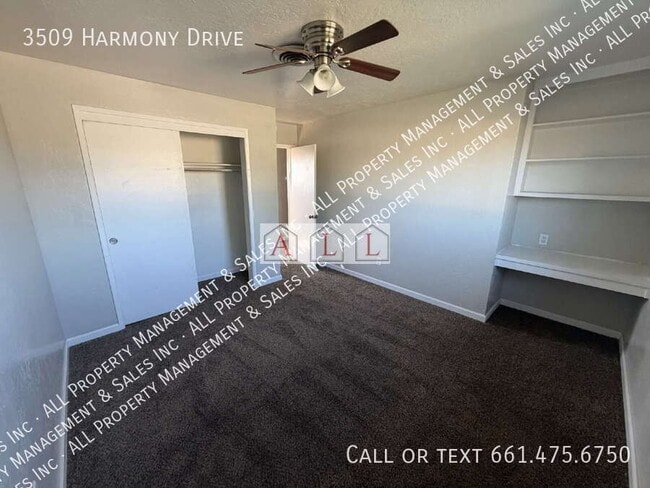 Building Photo - 3509 Harmony Dr