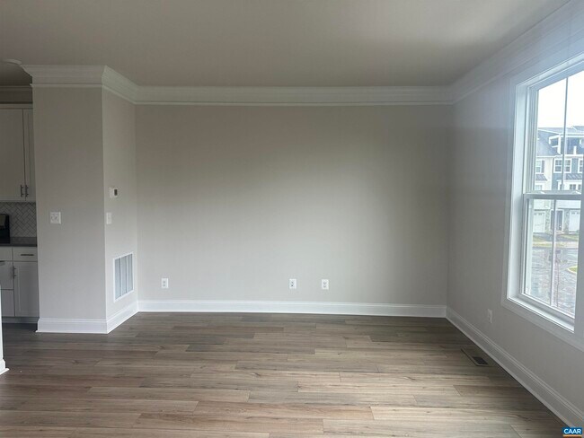 Building Photo - 2024 Calico Ct