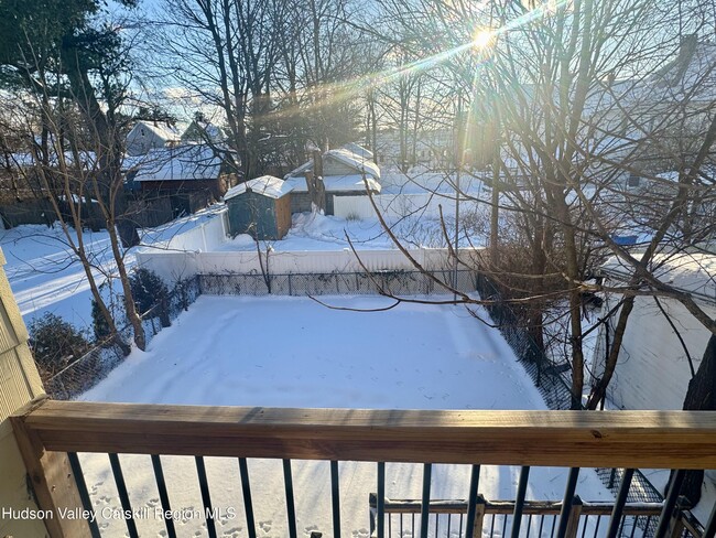 Building Photo - 173 Smith Ave