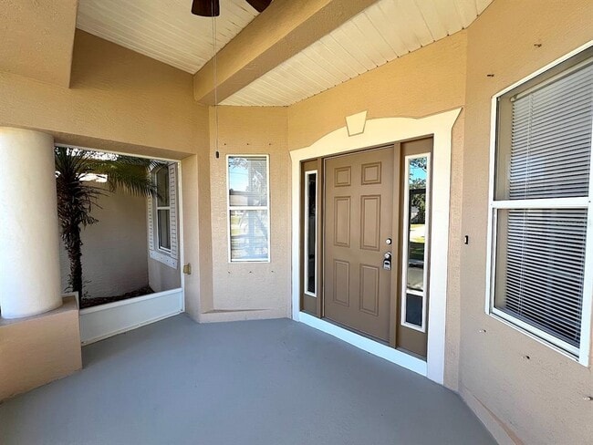 Building Photo - 7 Zither Ct