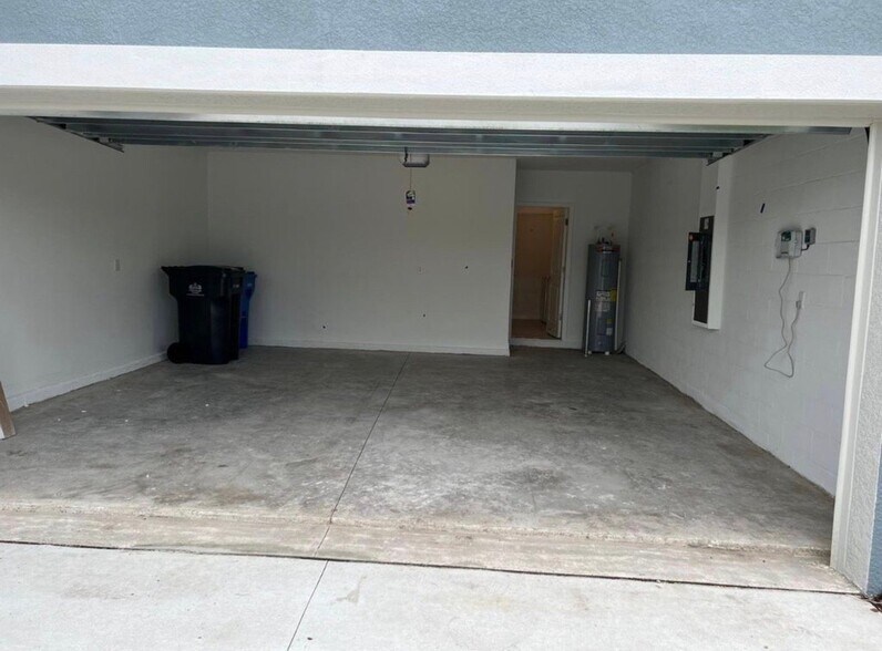 Building Photo - 5375 Blue Horizon Wy