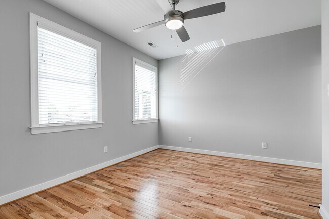 Building Photo - 1127 N 29th St