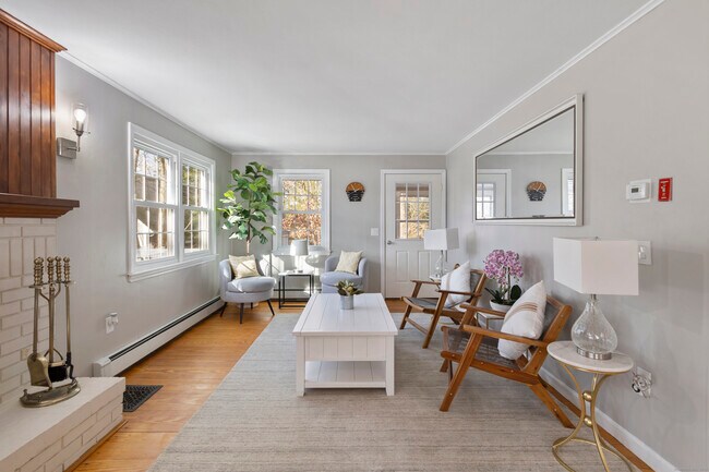 Building Photo - 60 Indian Spring Rd