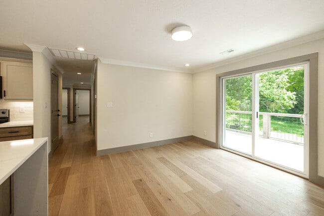 Building Photo - 331 Clover Hill Rd