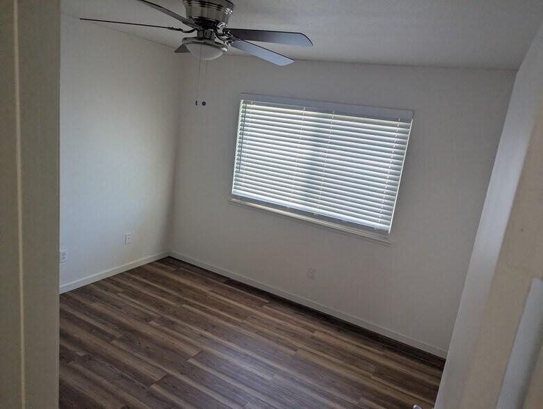 Building Photo - 72676 Willow St