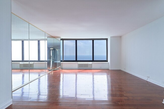 Building Photo - 155 N Harbor Dr