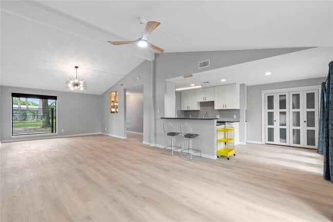 Building Photo - 12214 Braewick Dr